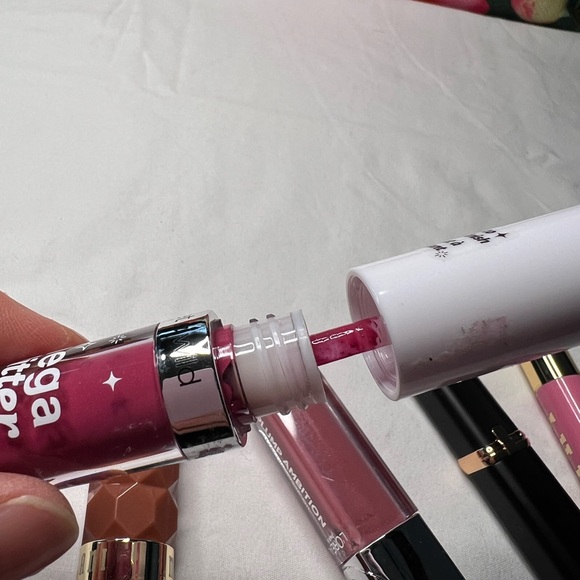 Assorted Lipstick Collection - Picture 10 of 11